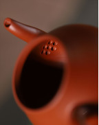 Mini Pear Zhu Ni Purple Clay Teapot